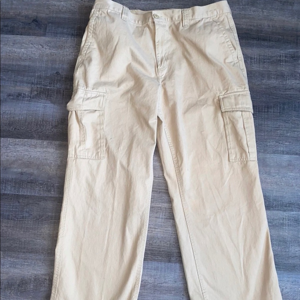 Old Navy khaki Cargo Pants 38x30